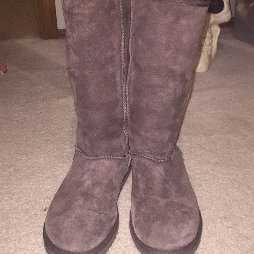 brown tall uggs